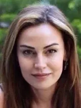 Açelya Elmas